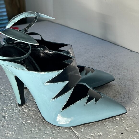 Calvin Klein NWT SZ8.5 Designer Powder Blue Patent Leather Heels Rare Unique Mod - Picture 5 of 9